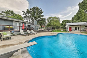 Secluded Escape with Pool - 15 Mi to Nashville!